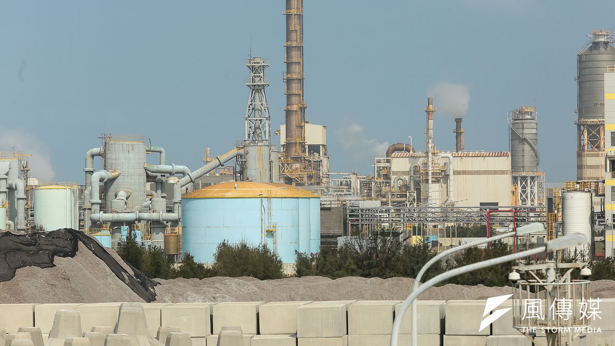 中油公司宣布未來將提高從美國進口的油氣比例,除已簽定250億美元的液化天然氣採購合約,今年自美進口原油數量也激增10倍,採購金額超過26億美元。(資料照,顏麟宇攝) 中油公司宣布未來將提高從美國進口的油氣比例,除已簽定250億美元的液化天然氣採購合約,今年自美進口原油數量也激增10倍,採購金額超過26億美元。(資料照,顏麟宇攝)