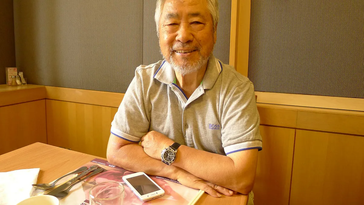 韓粉氣象主播李富城(見圖)13日早被冬雷驚醒,稱是「不祥之兆」。(資料照,取自李富城臉書)