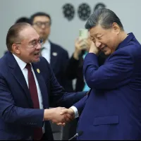 Chinese President Xi Jinping and Malaysian Prime Minister Anwar Ibrahim at the APEC summit on Oct 31, 2025. (AP) Chinese President Xi Jinping and Malaysian Prime Minister Anwar Ibrahim at the APEC summit on Oct 31, 2025. (AP)