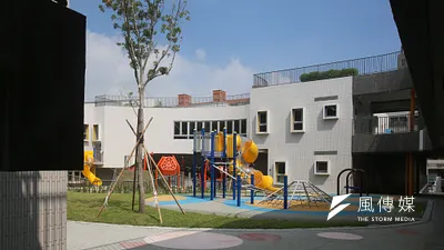 英語為國際語言,不少學生自小便要學習英語。(資料照,柯承惠攝)