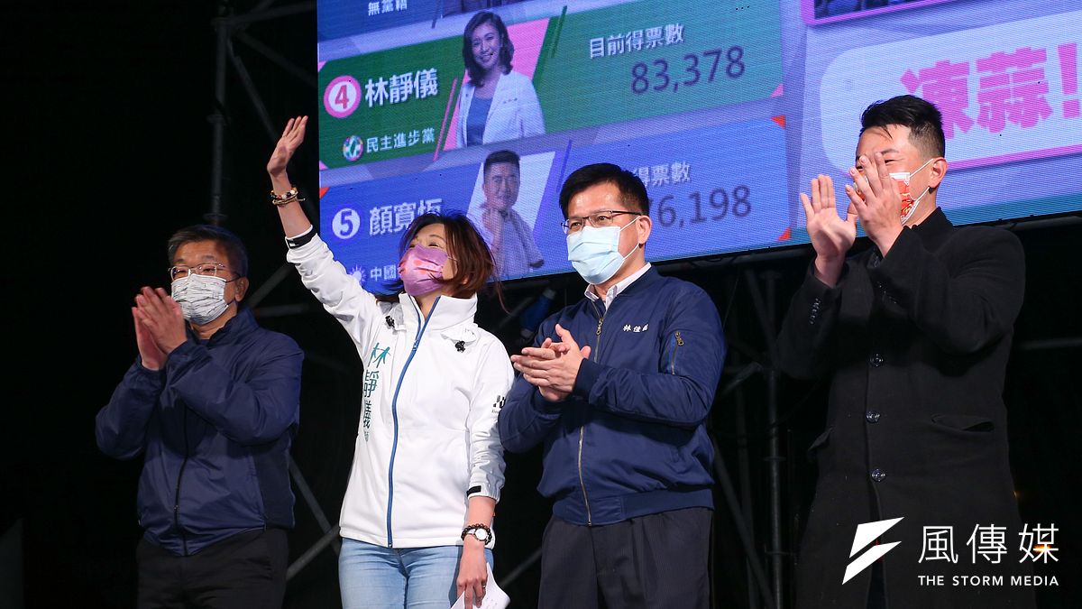 針對選舉結果,民進黨秘書長林錫耀表示,特別感謝台灣基進黨與前立委陳柏惟的全力相挺。(顏麟宇攝) 針對選舉結果,民進黨秘書長林錫耀表示,特別感謝台灣基進黨與前立委陳柏惟的全力相挺。(顏麟宇攝)