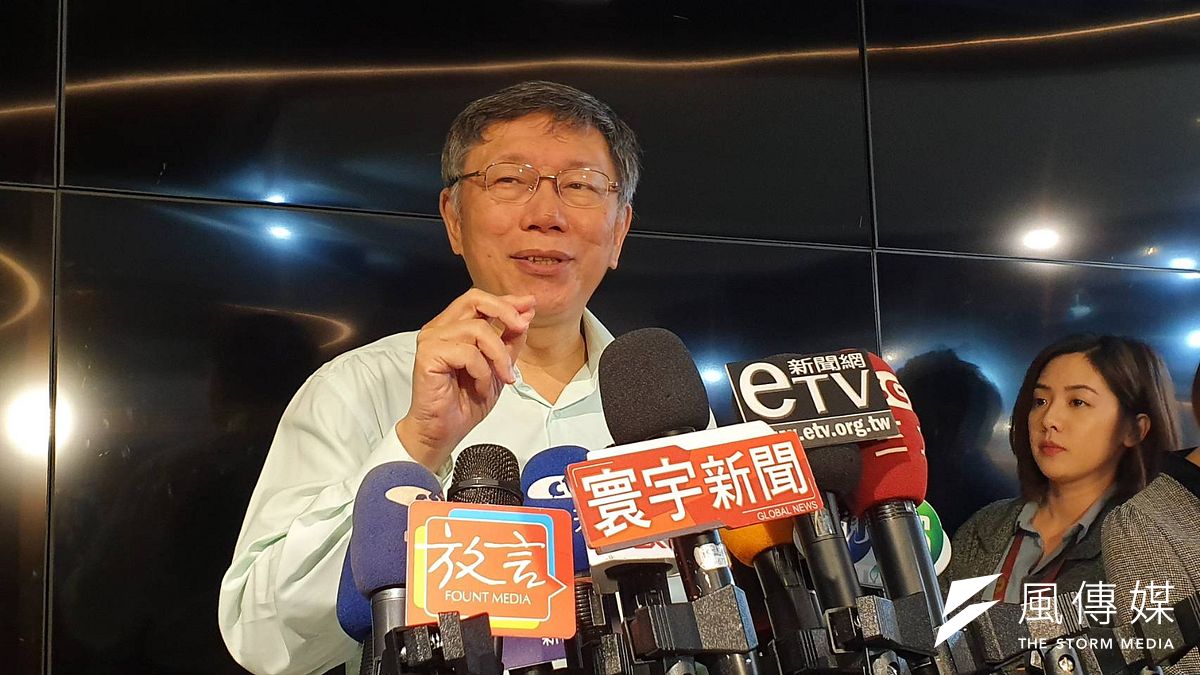 對於基隆輕軌等交通建設,台北市長柯文哲(見圖)10日受訪時表示「每一條都要做,老實講,只要智商超過70的一聽就知道,每一條拿出來都有意義,合起來就是鬼扯。」(資料照,方炳超攝) 對於基隆輕軌等交通建設,台北市長柯文哲(見圖)10日受訪時表示「每一條都要做,老實講,只要智商超過70的一聽就知道,每一條拿出來都有意義,合起來就是鬼扯。」(資料照,方炳超攝)