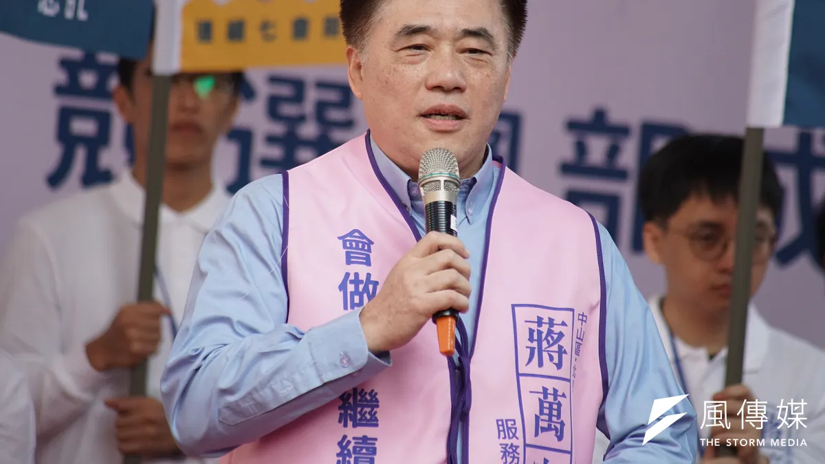 針對卡神楊蕙如遭養網軍,遭檢方起訴。國民黨副主席郝龍斌(見圖)4日表示,想問在初選也遭到類似遭遇的民進黨副總統候選人賴清德,是否心有戚戚焉?(資料照,盧逸峰攝) 針對卡神楊蕙如遭養網軍,遭檢方起訴。國民黨副主席郝龍斌(見圖)4日表示,想問在初選也遭到類似遭遇的民進黨副總統候選人賴清德,是否心有戚戚焉?(資料照,盧逸峰攝)