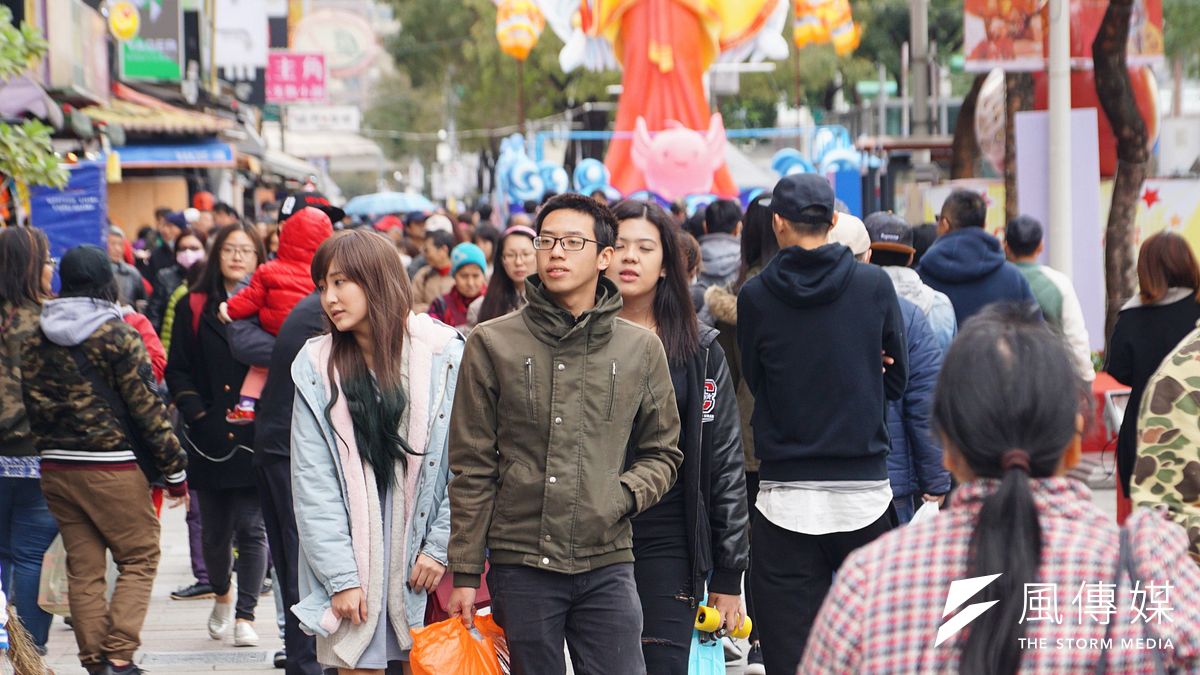 作者指出中國文化和旅遊部從8月1日起暫停發放中國居民赴台灣自由行通行證,引發國內觀光旅遊業一片哀鴻。(資料照,盧逸峰攝) 作者指出中國文化和旅遊部從8月1日起暫停發放中國居民赴台灣自由行通行證,引發國內觀光旅遊業一片哀鴻。(資料照,盧逸峰攝)