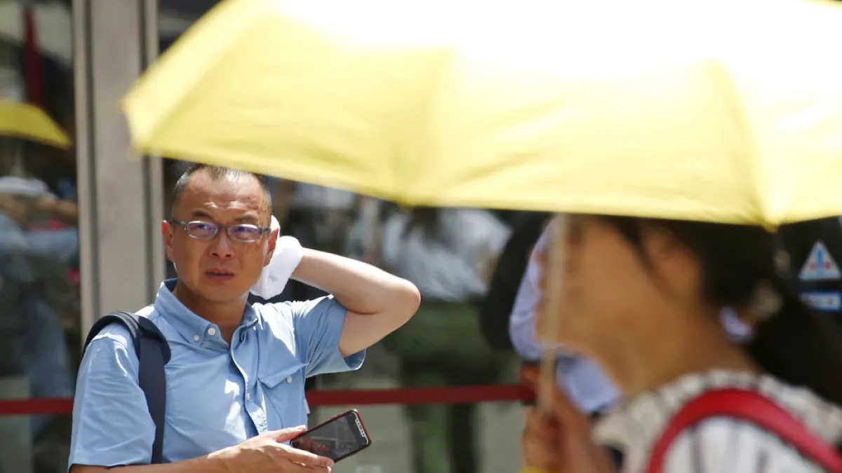 日本今夏酷熱,即便是東京也屢屢出現超過38度的高溫。(美聯社)