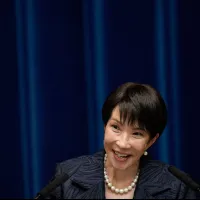 Japanese Prime Minister Sanae Takaichi is expected to hold a press conference today (19th) to explain her position on dissolving parliament. (File photo, AP) Japanese Prime Minister Sanae Takaichi is expected to hold a press conference today (19th) to explain her position on dissolving parliament. (File photo, AP)