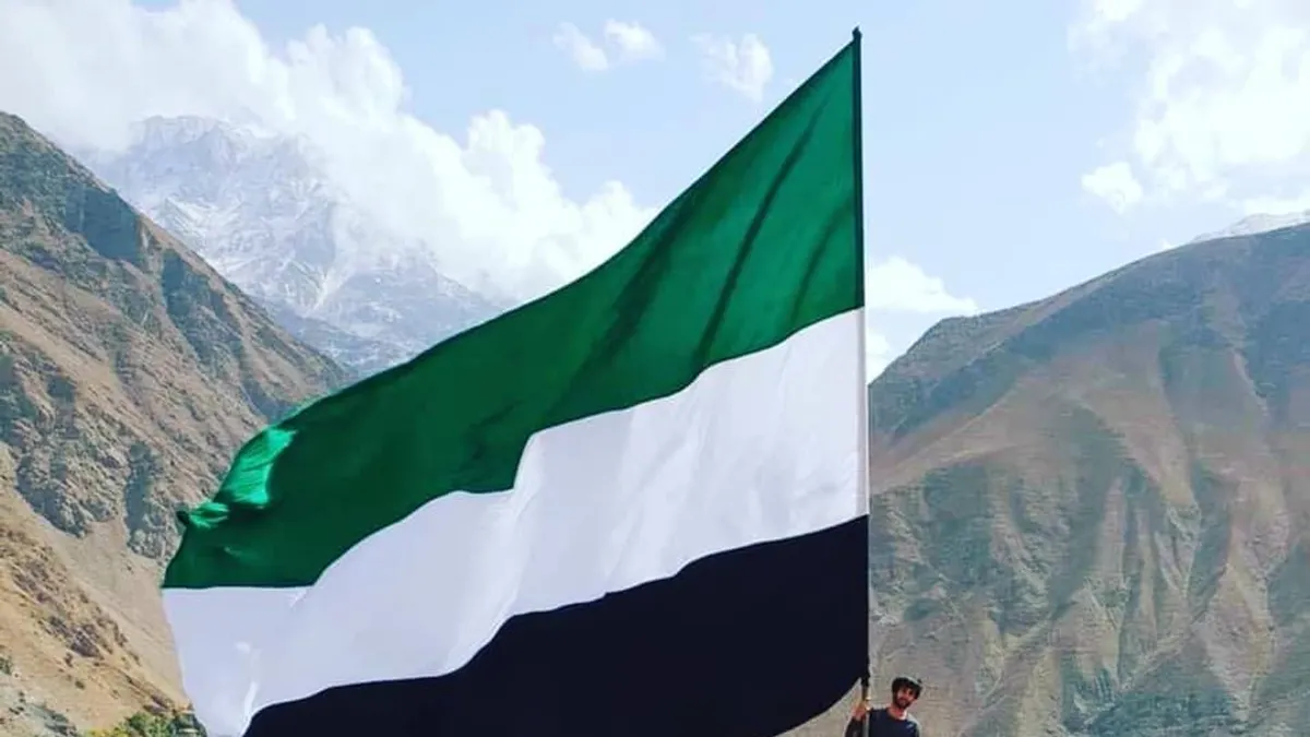 阿富汗的國旗在潘傑希爾升起。(翻攝推特) 阿富汗的國旗在潘傑希爾升起。(翻攝推特)