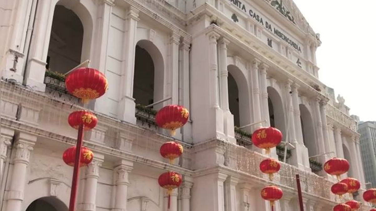 澳門市政署大樓張燈結綵。(陳朝平攝) 澳門市政署大樓張燈結綵。(陳朝平攝)