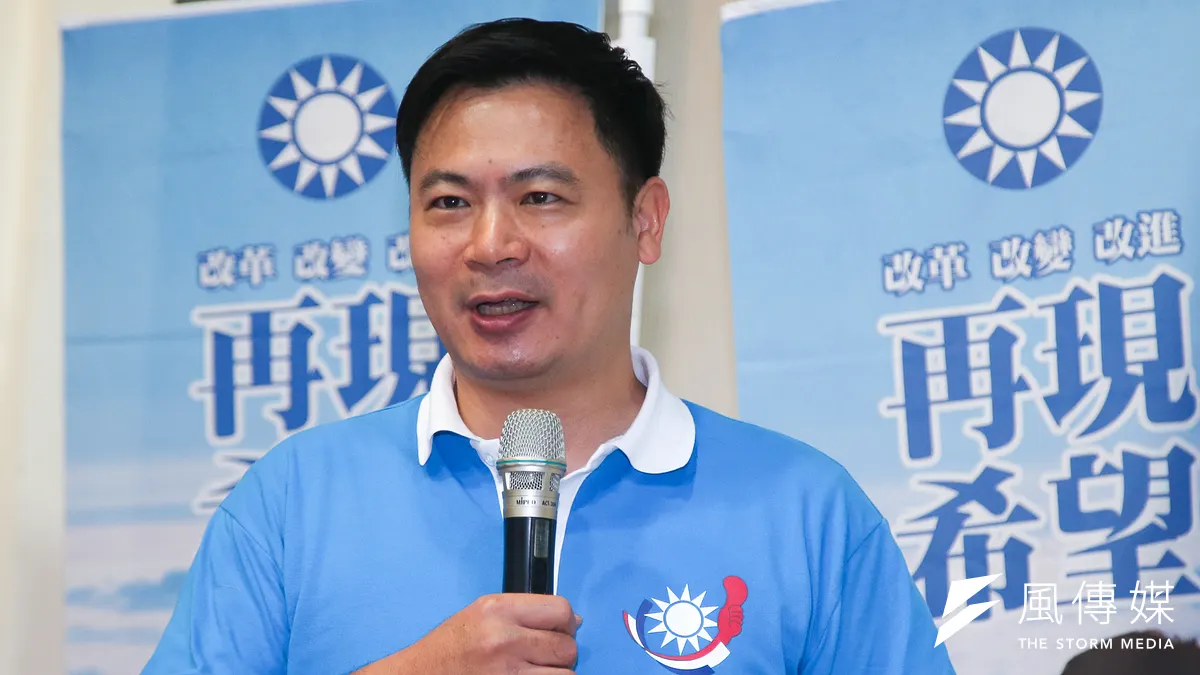 前立委吳育仁代表國民黨參選嘉義縣長。他是第八屆國民黨不分區立委,代表勞工領域。(資料照,陳明仁攝)