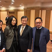 台湾の駐日代表・李逸洋(右2)は日本メディア『産経新聞』のインタビューを受け、台日関係が「史上最良の時代にある」と強調した(資料写真、黄信維撮影) 台湾の駐日代表・李逸洋(右2)は日本メディア『産経新聞』のインタビューを受け、台日関係が「史上最良の時代にある」と強調した(資料写真、黄信維撮影)