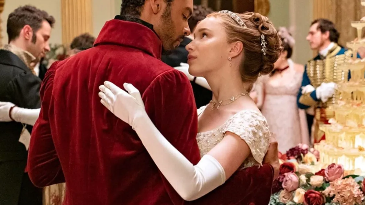 Netflix爆紅歐美古裝劇《柏捷頓家族:名門韻事》(Bridgerton)將倫敦攝政時期的上流愛情故事搬上大銀幕,故事中的主角透過社交季節的到來各自尋找幸福。(圖/imdb官網) Netflix爆紅歐美古裝劇《柏捷頓家族:名門韻事》(Bridgerton)將倫敦攝政時期的上流愛情故事搬上大銀幕,故事中的主角透過社交季節的到來各自尋找幸福。(圖/imdb官網)