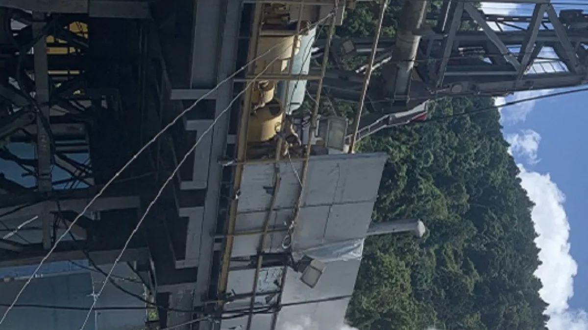 仁澤地熱探井地表噴流測試。(作者提供)