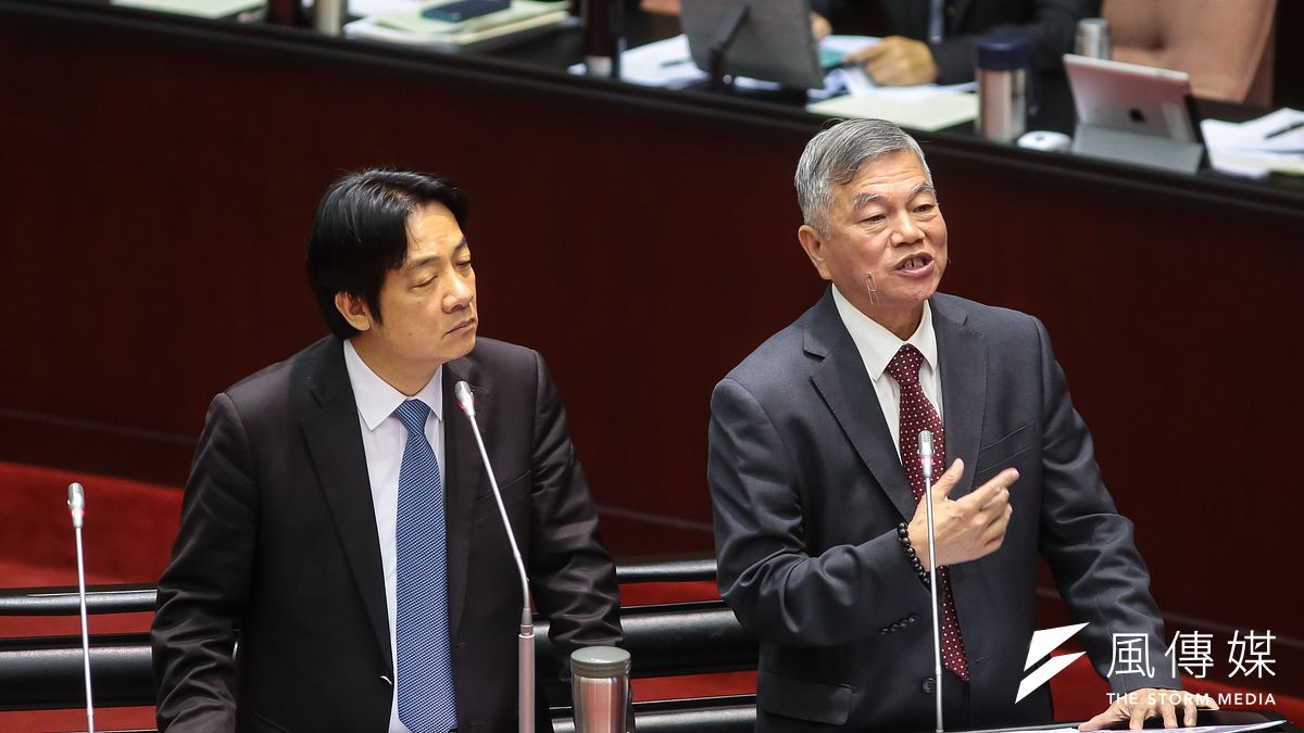 行政院長賴清德、經濟部長沈榮津(右)12日於立院備詢。(顏麟宇攝) 行政院長賴清德、經濟部長沈榮津(右)12日於立院備詢。(顏麟宇攝)