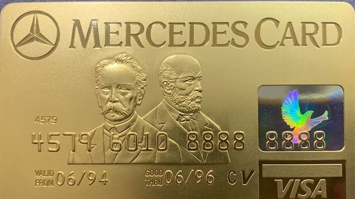 林坤正觀點:南瓜與黃金,一張卡背後的金融創新課