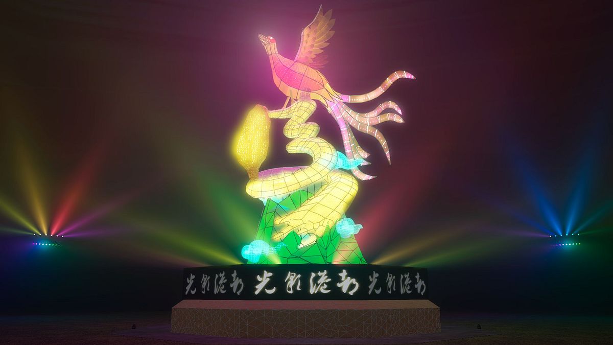 今年主燈「鳳彩飛舞」由中華電信贊助,突破往年燈會主燈設計,首創將書法藝術與傳統燈藝融合。(交通部觀光局提供) 今年主燈「鳳彩飛舞」由中華電信贊助,突破往年燈會主燈設計,首創將書法藝術與傳統燈藝融合。(交通部觀光局提供)