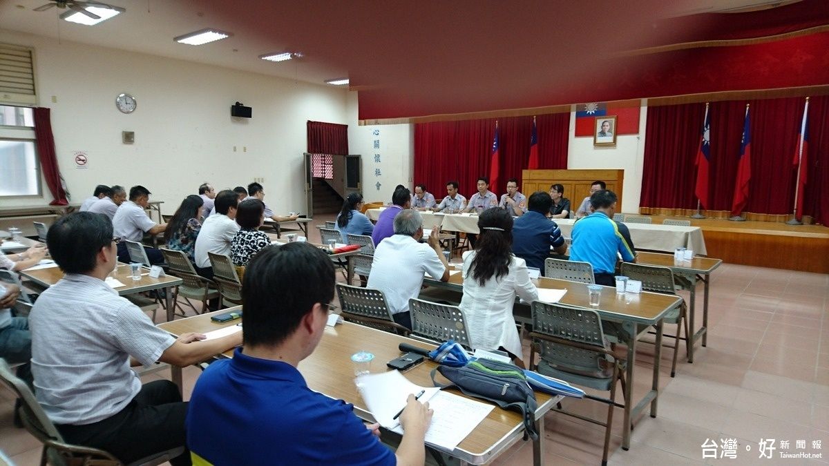 維護校園周邊及師生安全 信義分局舉辦校安座談 維護校園周邊及師生安全 信義分局舉辦校安座談