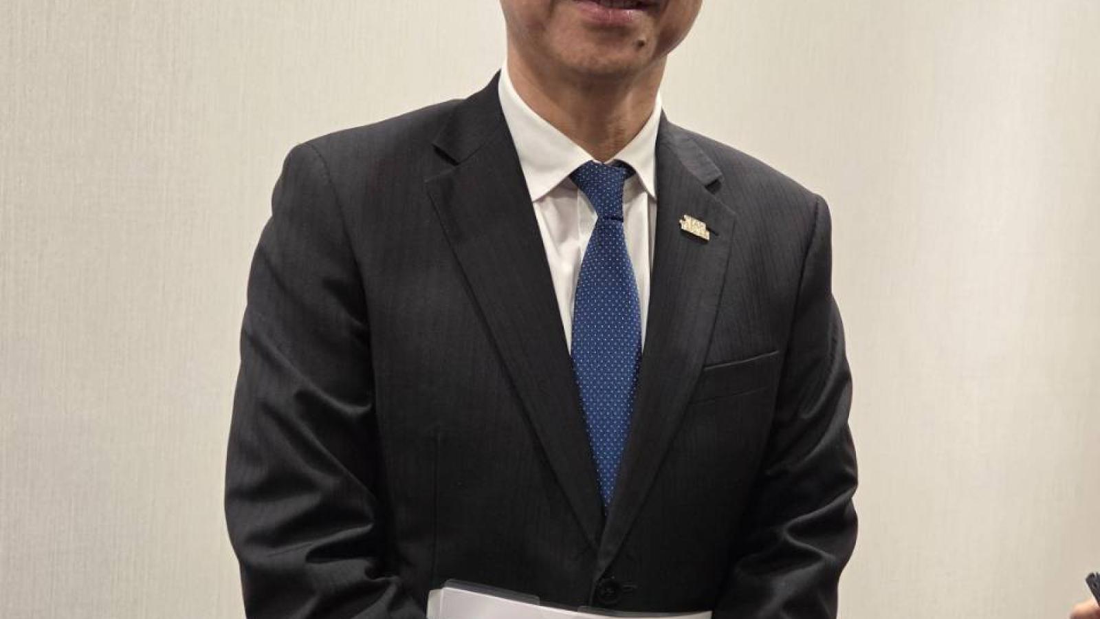 反毒政策引戰?石崇良親上火線說明「美沙冬與針具減害」成效