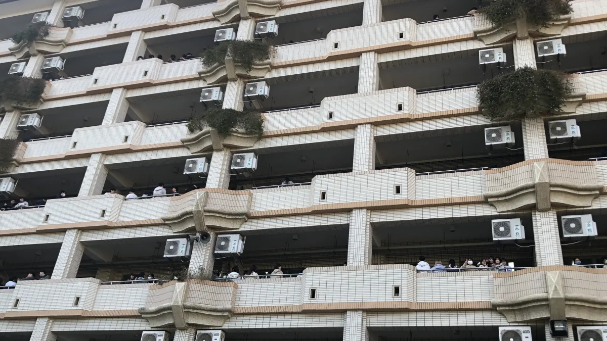 國立中山大學與國立高雄大學近期研議併校事宜,引發兩校學生激烈反應。(圖/中山大學提供)