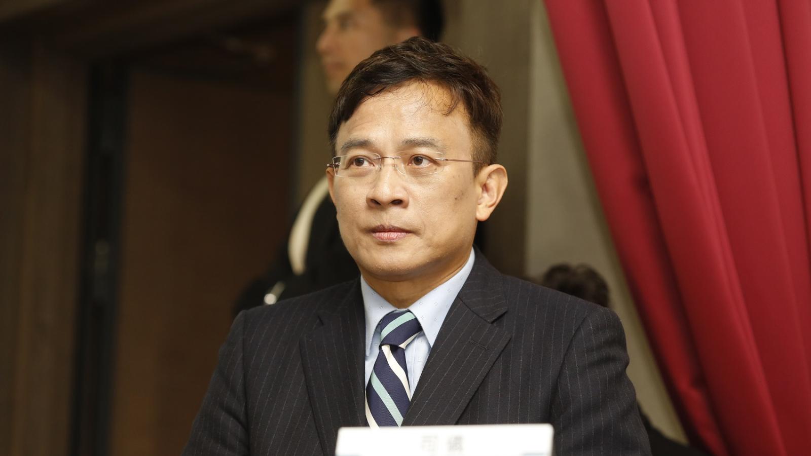 邀「學弟」沈伯洋辯論博士論文 彭文正鬆口願回台:青鳥這麼想念我,可以喔