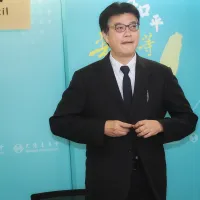 內政部長劉世芳外甥遭任職的大陸公司解職,陸委會發聲譴責北京。圖為陸委會主委邱垂正。(柯承惠攝) 內政部長劉世芳外甥遭任職的大陸公司解職,陸委會發聲譴責北京。圖為陸委會主委邱垂正。(柯承惠攝)