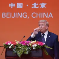 晩餐会でスピーチする米大統領・トランプ氏(写真/AP通信提供) 晩餐会でスピーチする米大統領・トランプ氏(写真/AP通信提供)