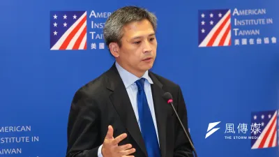 國在台協會(AIT)處長梅健華27日強調,美國支持並鼓勵兩岸應繼續進行對話;至於兩岸交往的步調、形式和範圍,必須為兩岸人民所接受。(顏麟宇攝)