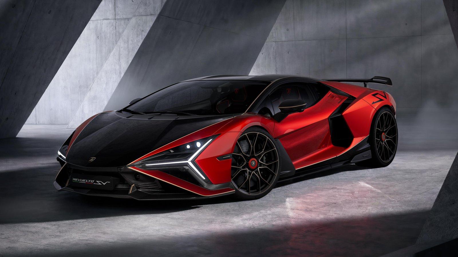 Lamborghini Revuelto SV: 顛覆線型極限,開啟駕馭的量子躍進