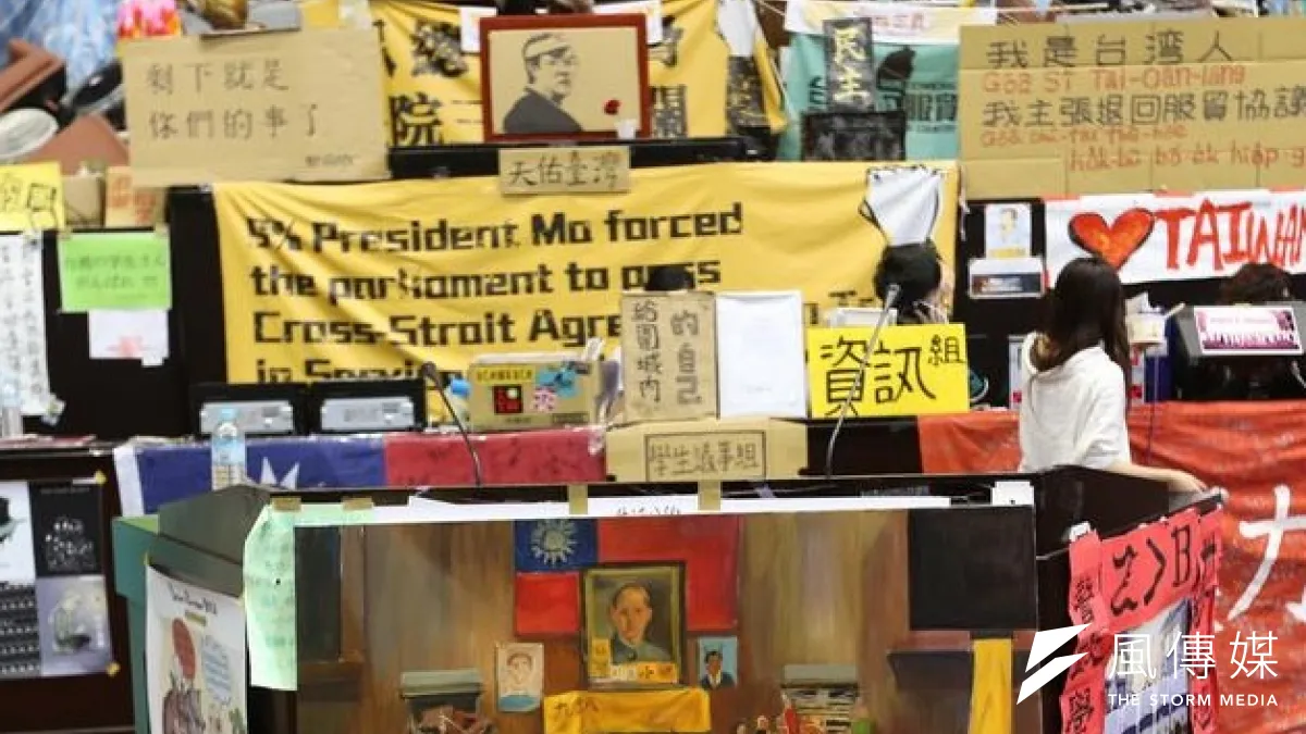 學生撤出議場,如何修復立法院?學運決策幹部暫時婉謝各界募資。(余志偉攝)