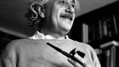 複利作用讓錢的價值隨時間呈指數成長,實現錢滾錢。(圖/Albert Einstein@Facebook)