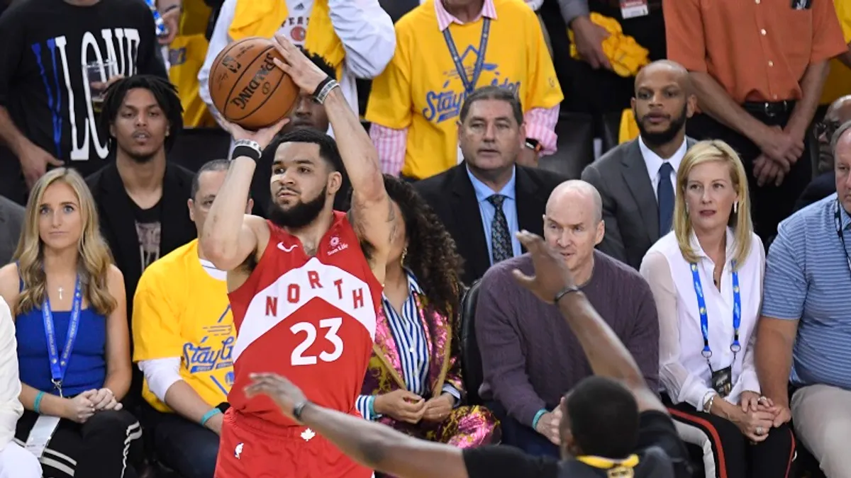 在今年總冠軍賽的FMVP票選中,范弗利特還從雷納德手中拿走一票。 (美聯社)