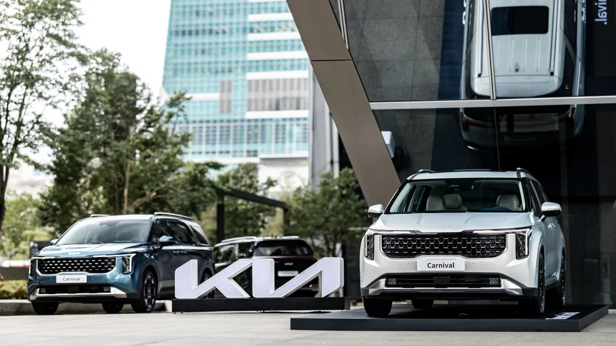 2025年2月汽車銷售報告:Lexus 強勢領跑進口車,Kia Carnival 衝上前十名,Tesla Model Y 奪電動車冠軍! 圖/Kia