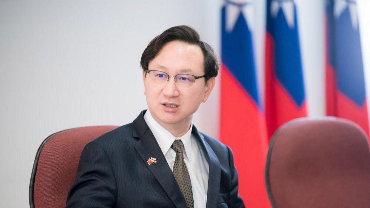 童振源表示,新南向政策最大的問題是駐外與國內部會間的整合。(翻攝自童振源臉書) 童振源表示,新南向政策最大的問題是駐外與國內部會間的整合。(翻攝自童振源臉書)