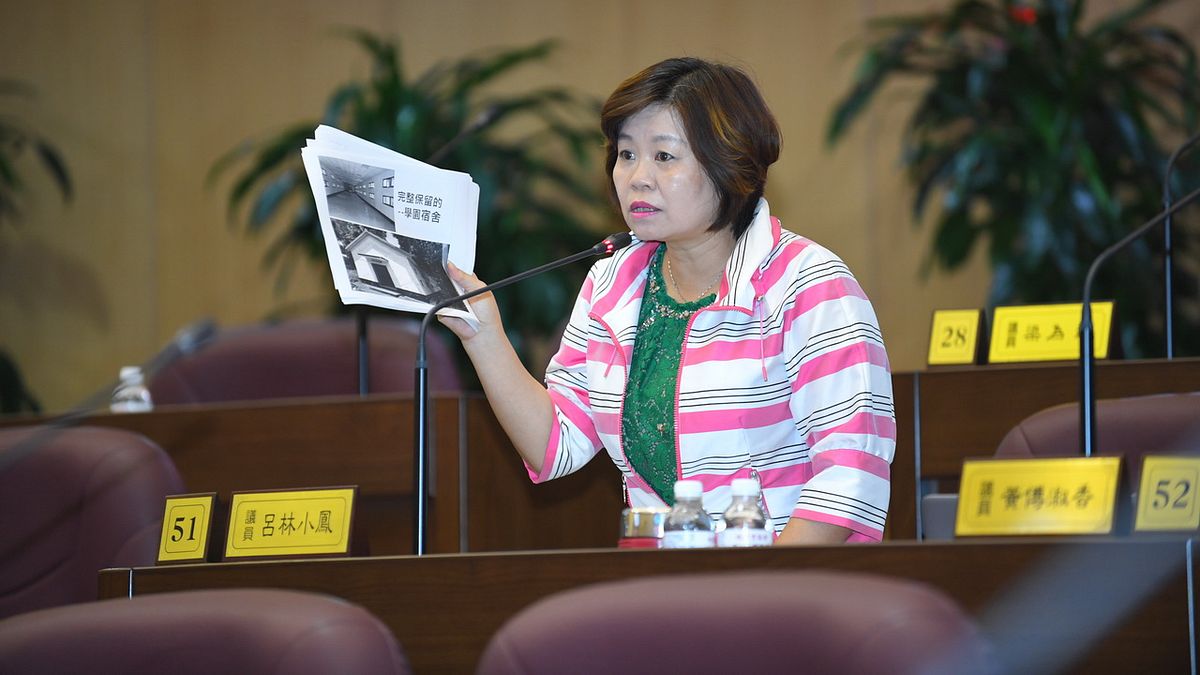 廠商將在桃園八德區興建瀝青廠,市議員呂林小鳳堅決反對,憂心瀝青廠可能帶來環境、健康危害。(圖/桃園市議會提供) 廠商將在桃園八德區興建瀝青廠,市議員呂林小鳳堅決反對,憂心瀝青廠可能帶來環境、健康危害。(圖/桃園市議會提供)