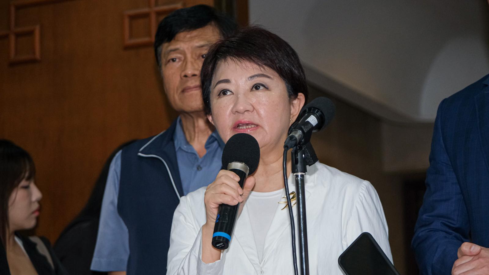 卓榮泰明訪中火 盧秀燕提2大要求:燃煤機組何時拆?減煤還能減多少?
