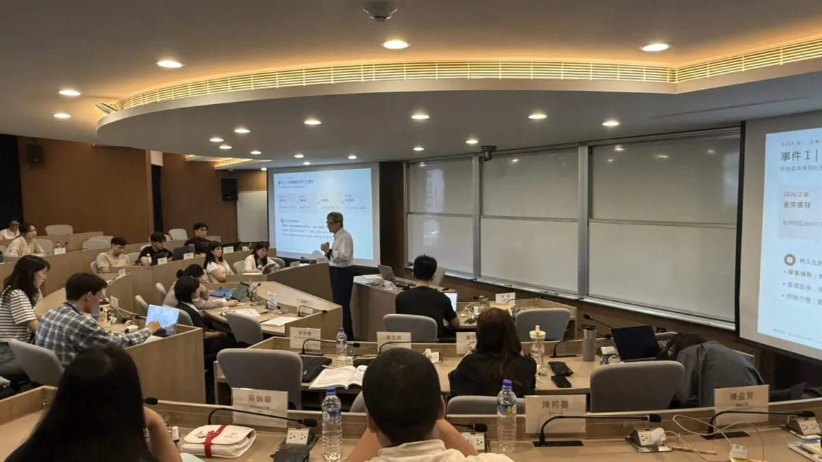 日韓與大陸學生不遠千里到台灣參加夏令營。(政大國關中心研究員陳德昇提供)