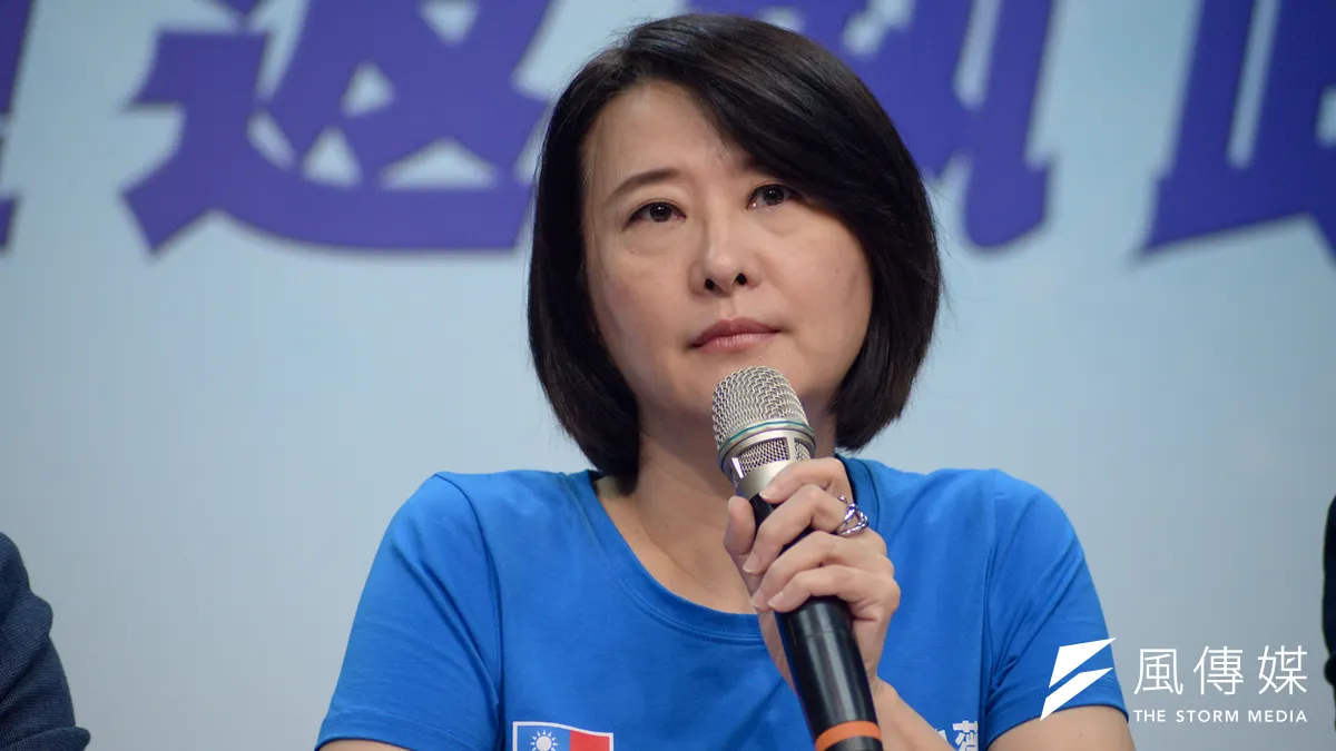 台北市議員王鴻薇20日領表參選國民黨立委初選,針對民進黨總統提名人選,王鴻薇批評前行政院長賴清德,指他「擁抱貪污犯,還說要特赦阿扁,自稱清流怎麼有臉?」(資料照,甘岱民攝)