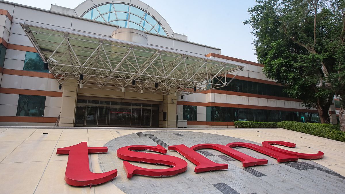 台積電老將羅唯仁跳槽英特爾早有預謀?退休前一天驚現「不尋常舉動」