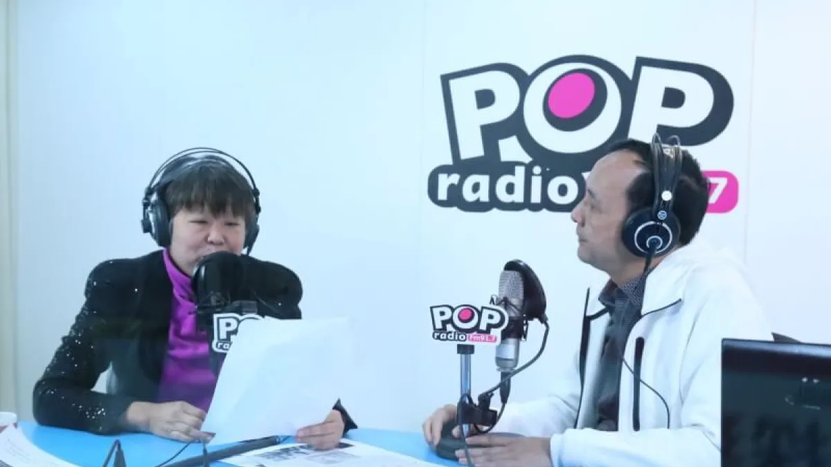 前新北市長朱立倫接受《POP搶先爆》主持人黃光芹專訪。(《POP搶先爆》提供)