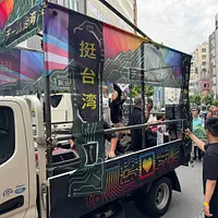 ジェンダー多様性を祝うイベント「東京プライド2025」が東京・代々木公園で盛大に開催され、台湾も5回目となるチーム参加を果たした。(写真/黄信維撮影) ジェンダー多様性を祝うイベント「東京プライド2025」が東京・代々木公園で盛大に開催され、台湾も5回目となるチーム参加を果たした。(写真/黄信維撮影)