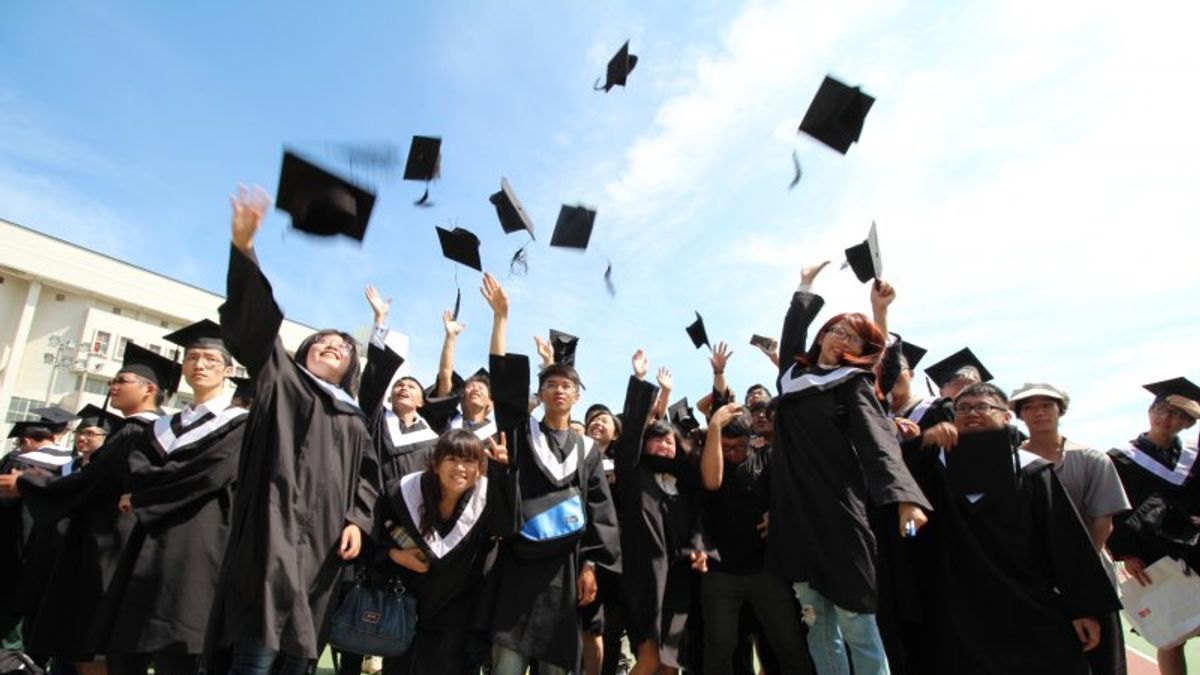 後評鑑年代大學要有脫離「教育部大學」全控的決心,只有勇於創新、挑戰威權,才有能力因應大學環境劇變。(取自國立聯合大學網站) 後評鑑年代大學要有脫離「教育部大學」全控的決心,只有勇於創新、挑戰威權,才有能力因應大學環境劇變。(取自國立聯合大學網站)