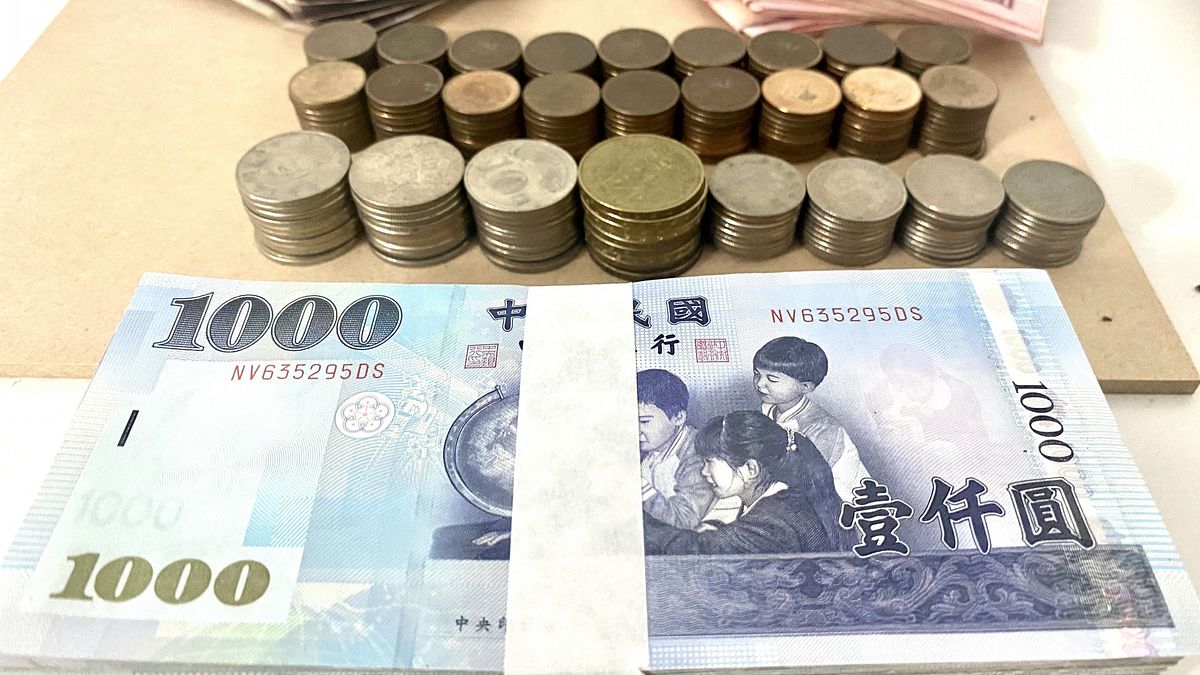 全民普發現金1萬啟動!10類人「免登記直接入帳」11/12優先領取,發放時程一次看