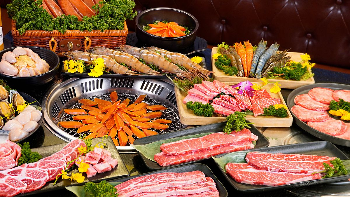 馬辣集團4月份活動,和牛、烏魚子吃到飽。(圖/馬辣集團提供) 馬辣集團4月份活動,和牛、烏魚子吃到飽。(圖/馬辣集團提供)