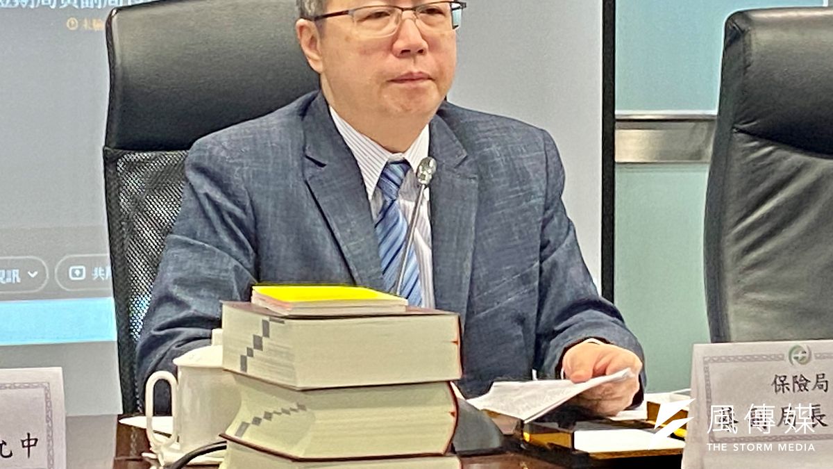 金管會保險局副局長蔡火炎29日公布外溢保單統計。(陳怡慈攝) 金管會保險局副局長蔡火炎29日公布外溢保單統計。(陳怡慈攝)
