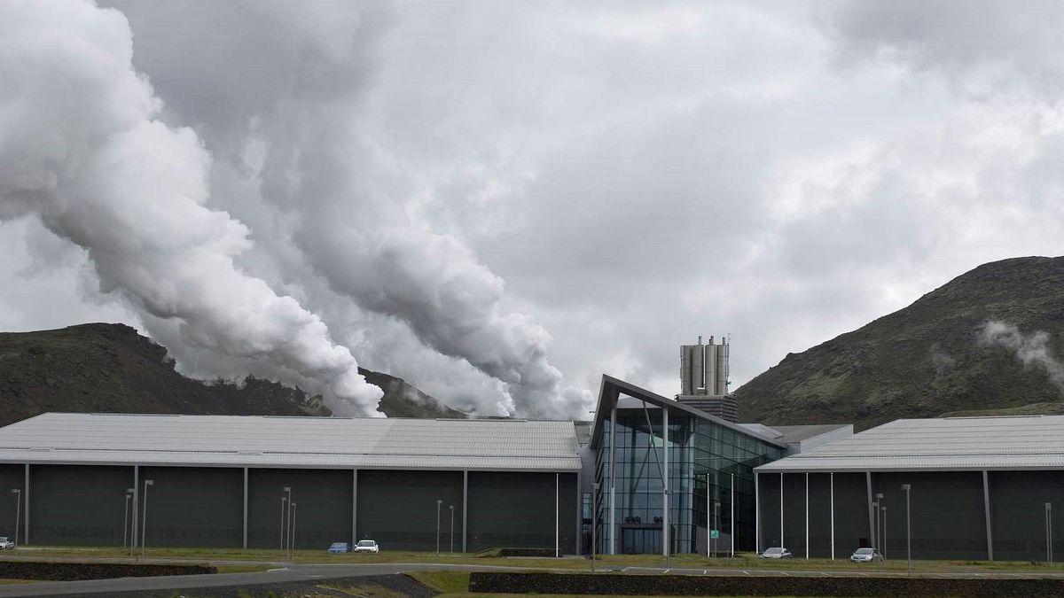 作者認為地熱電廠是一個即將提早跳票的大餅。(作者提供) 作者認為地熱電廠是一個即將提早跳票的大餅。(作者提供)