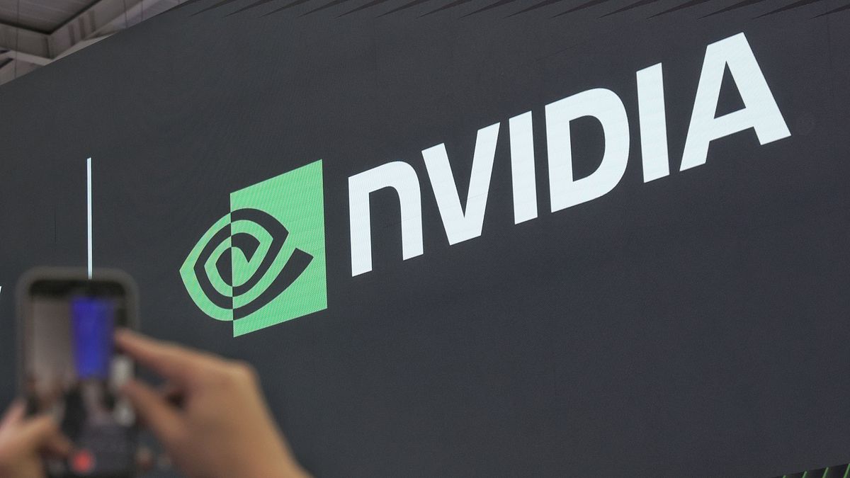 輝達H200出口中國難熱賣?陳鳳馨點出3大關鍵原因:黃仁勳也沒太大信心