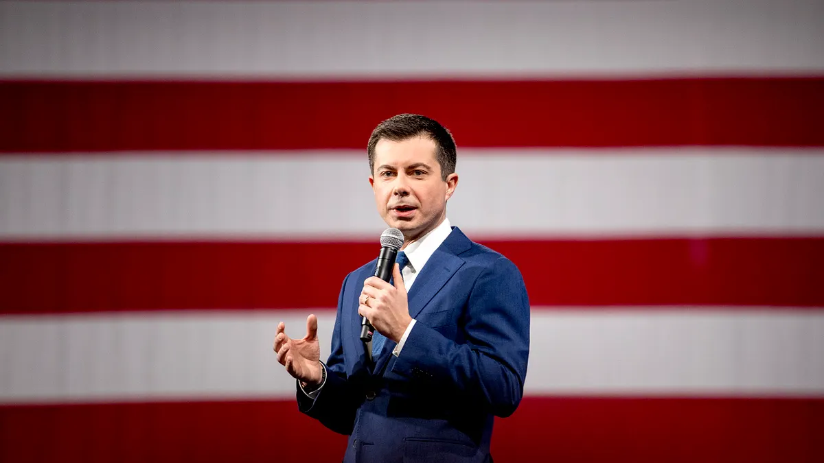 2020美國總統大選:爭取民主黨提名的布德賈吉(AP)