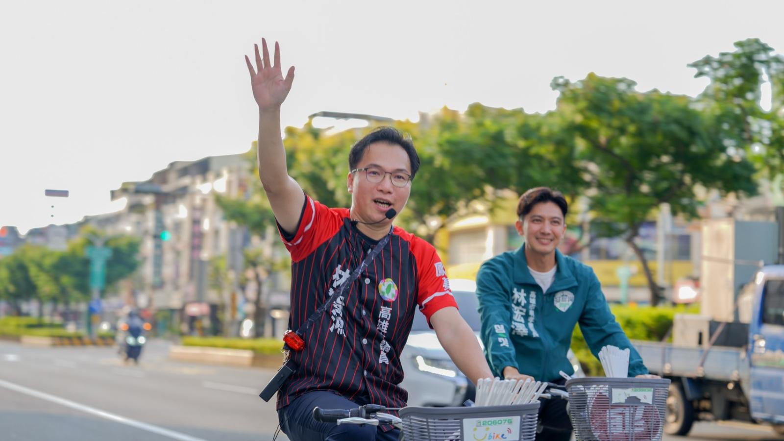 三週騎YouBike拜票逾百公里!林智鴻「小黃追大黃」掃遍38里、里長跨區響應