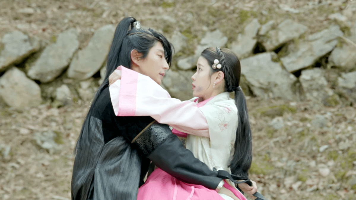 追韓劇,也想自己化身主角嗎?飛到首爾就有機會體驗一日韓服喔。(示意圖/翻攝自youtube) 追韓劇,也想自己化身主角嗎?飛到首爾就有機會體驗一日韓服喔。(示意圖/翻攝自youtube)