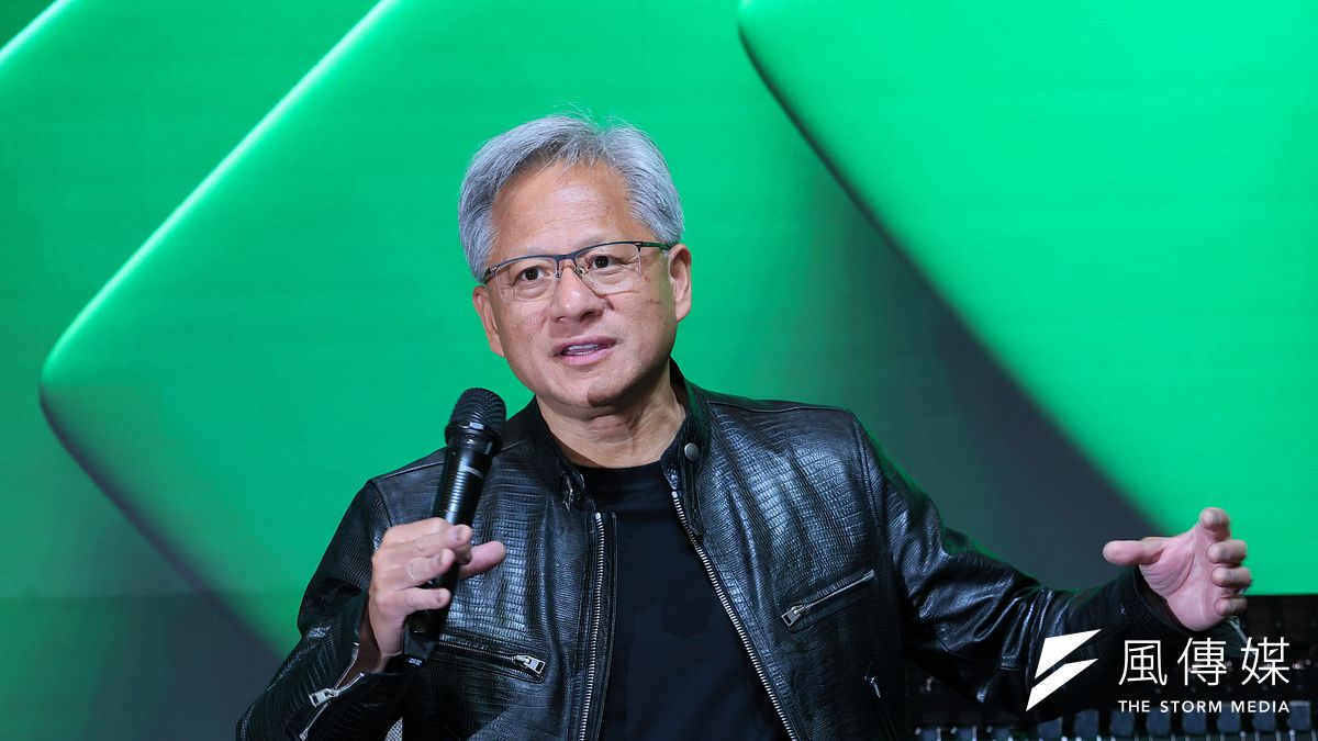 輝達(Nvidia)執行長黃仁勳2024年6月旋風訪台,他說台灣是「最重要的國家」,演講中展示「AI世界地圖」中竟然沒有中國大陸,為何他不怕踩北京紅線?(顏麟宇攝) 輝達(Nvidia)執行長黃仁勳2024年6月旋風訪台,他說台灣是「最重要的國家」,演講中展示「AI世界地圖」中竟然沒有中國大陸,為何他不怕踩北京紅線?(顏麟宇攝)
