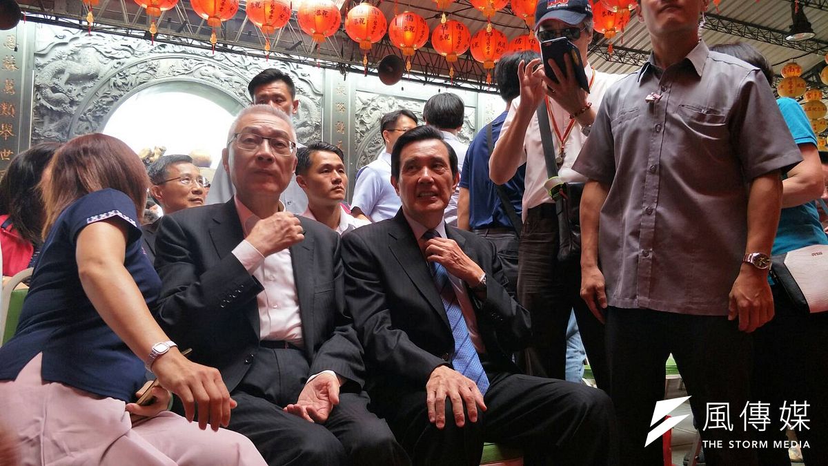 台北市指南宮孚佑帝君成道祈福法會,前總統馬英九、前副總統吳敦義出席。(周怡孜攝) 台北市指南宮孚佑帝君成道祈福法會,前總統馬英九、前副總統吳敦義出席。(周怡孜攝)